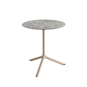 Mesa Tripé